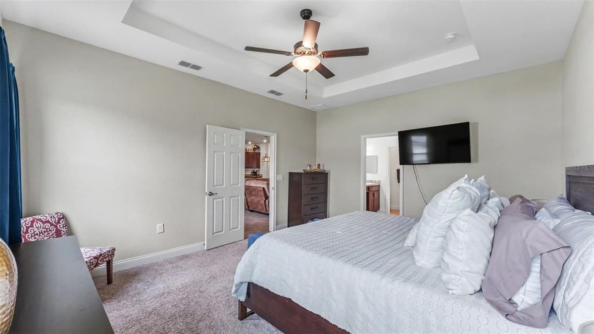 4129 TIMBER VALLEY WAY — photo 18 of 37