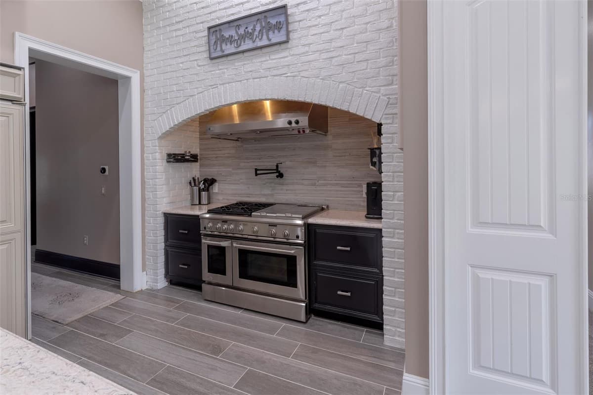 2780 VICKIE COURT — photo 34 of 54