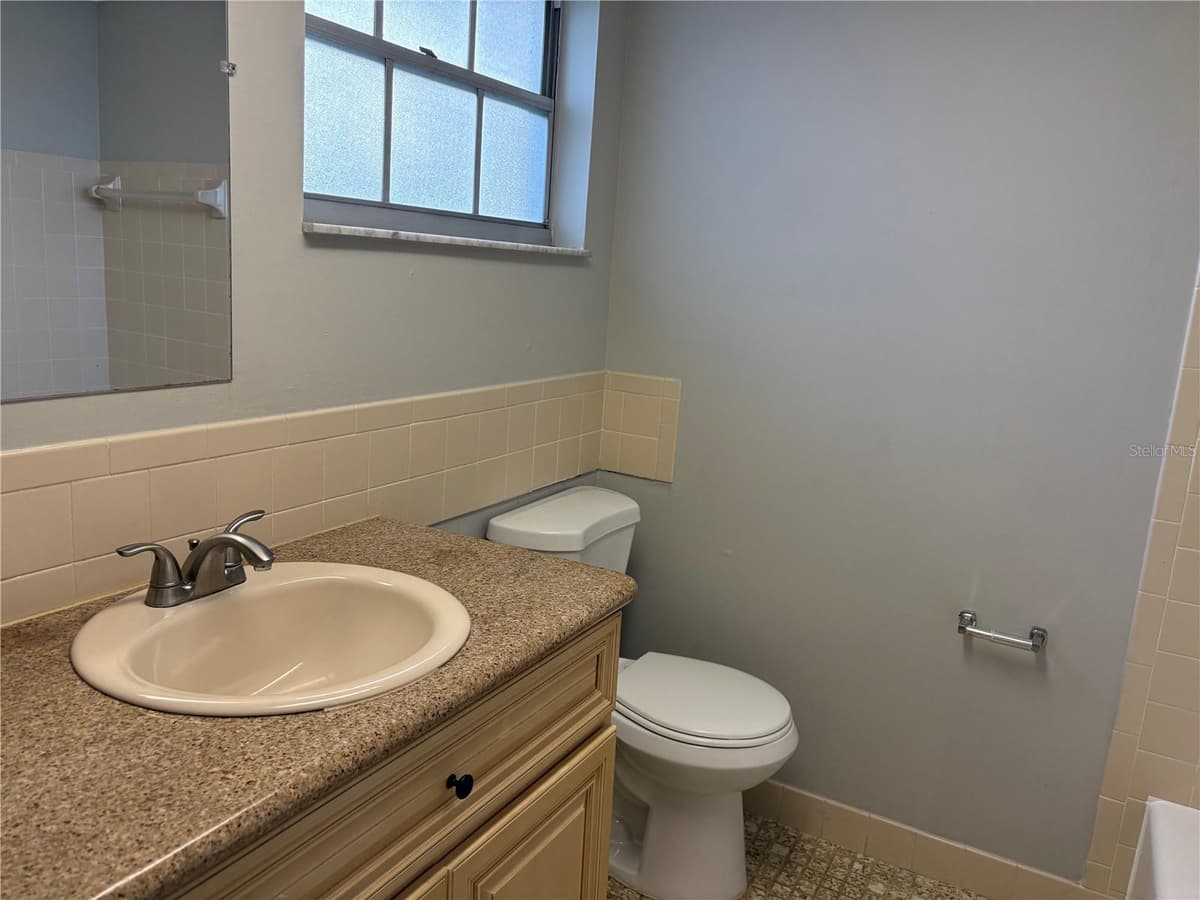 8701 LINCOLNSHIRE DRIVE — photo 20 of 29