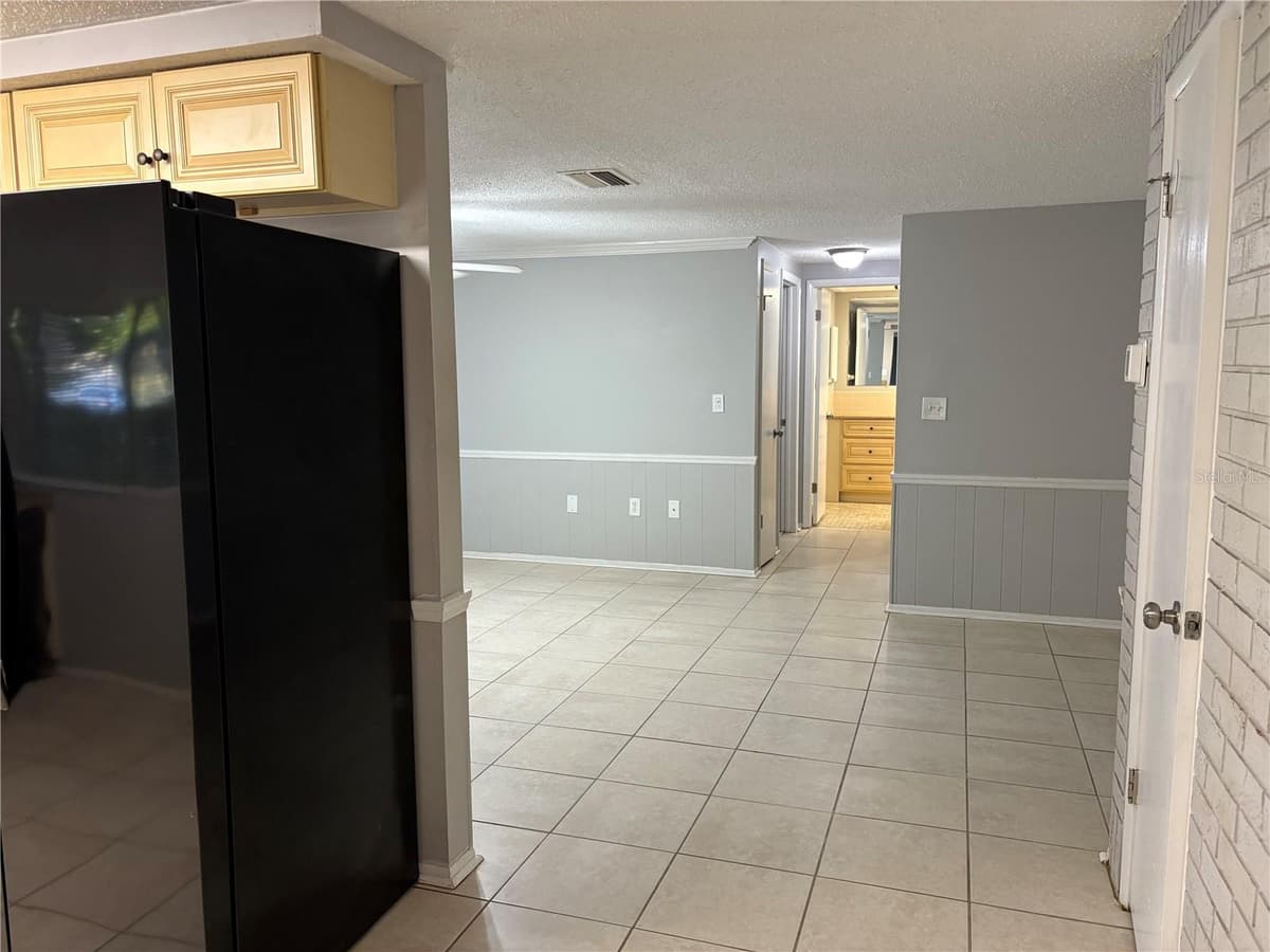 8701 LINCOLNSHIRE DRIVE — photo 13 of 29