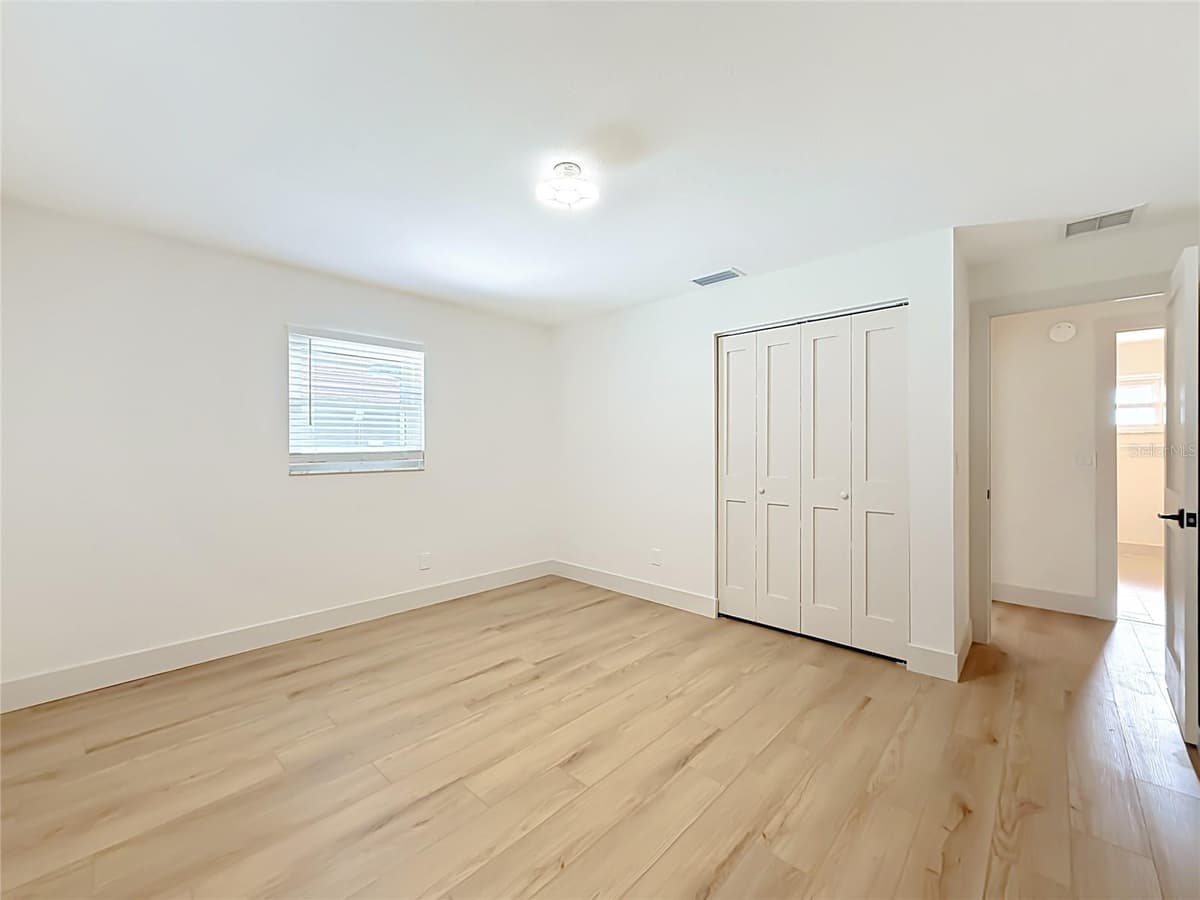 1931 VALENCIA WAY — photo 16 of 39