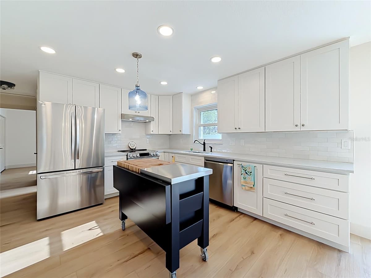 1931 VALENCIA WAY — photo 9 of 39