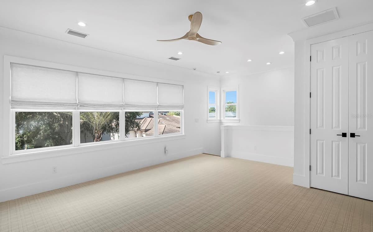 948 POINCIANA LANE — photo 24 of 41