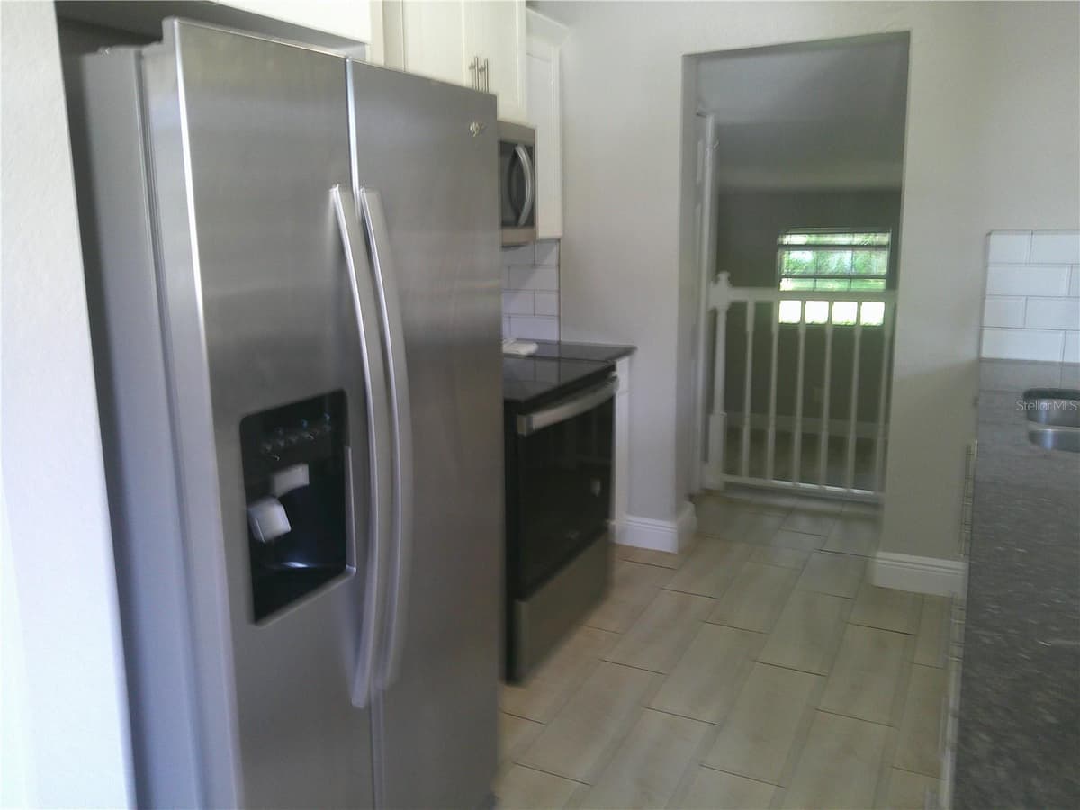 1241 NICHOLSON STREET — photo 6 of 25