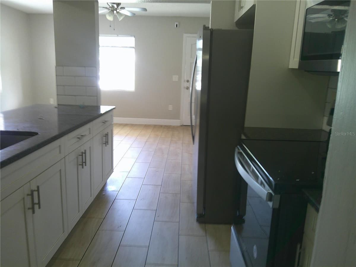 1241 NICHOLSON STREET — photo 8 of 25