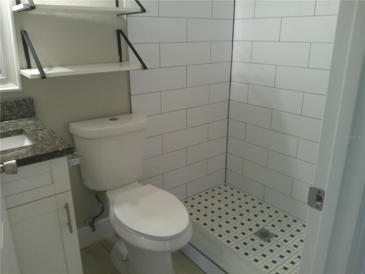 1241 NICHOLSON STREET — photo 10 of 25