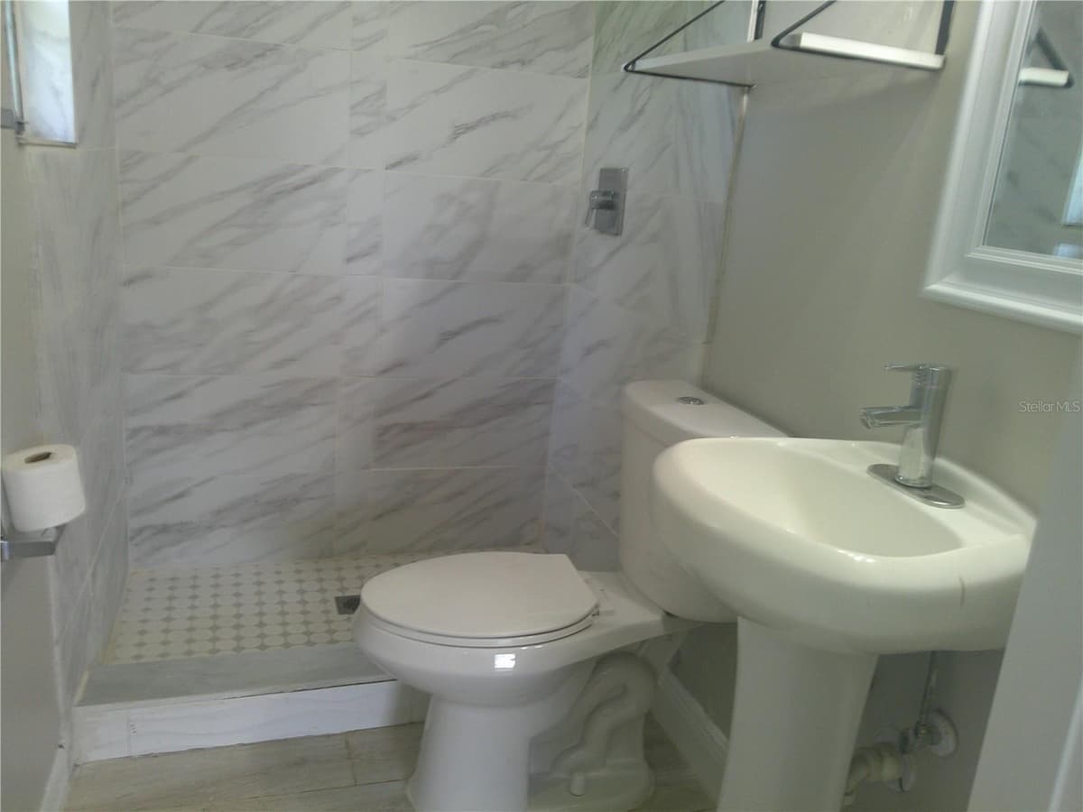 1241 NICHOLSON STREET — photo 18 of 25