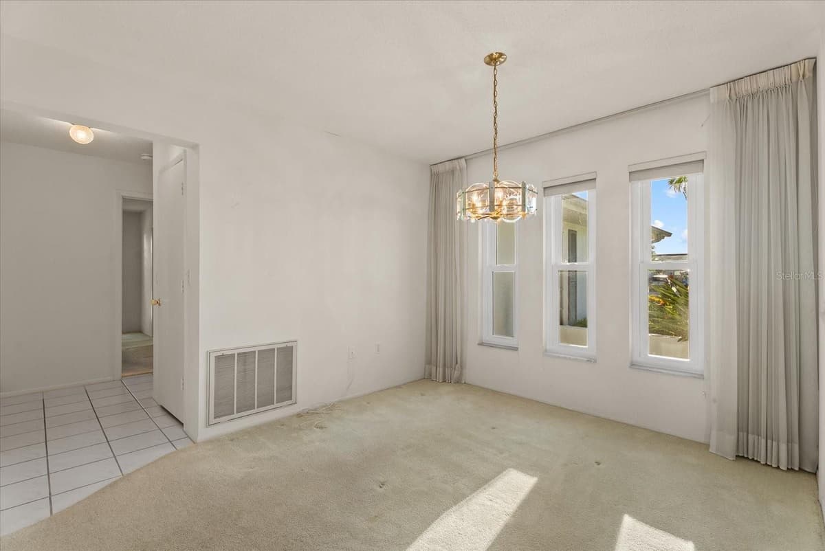 1233 PINEBROOK WAY — photo 10 of 34