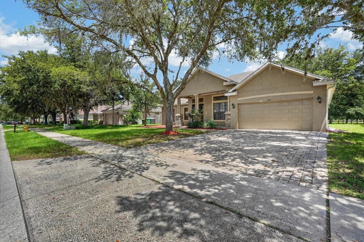 1517 CLAPTON DRIVE — photo 39 of 44