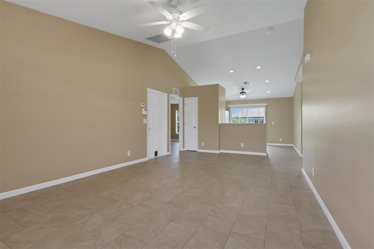 325 30TH TERRACE — photo 4 of 26
