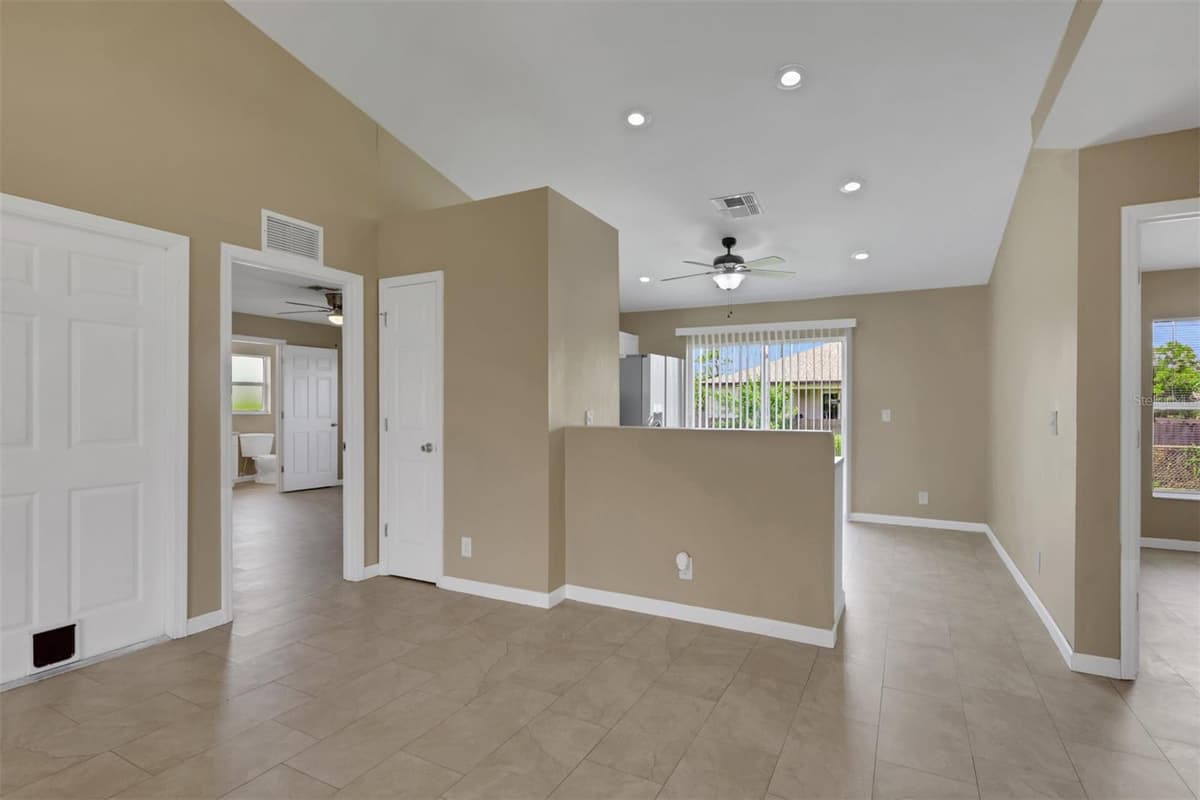 325 30TH TERRACE — photo 6 of 26