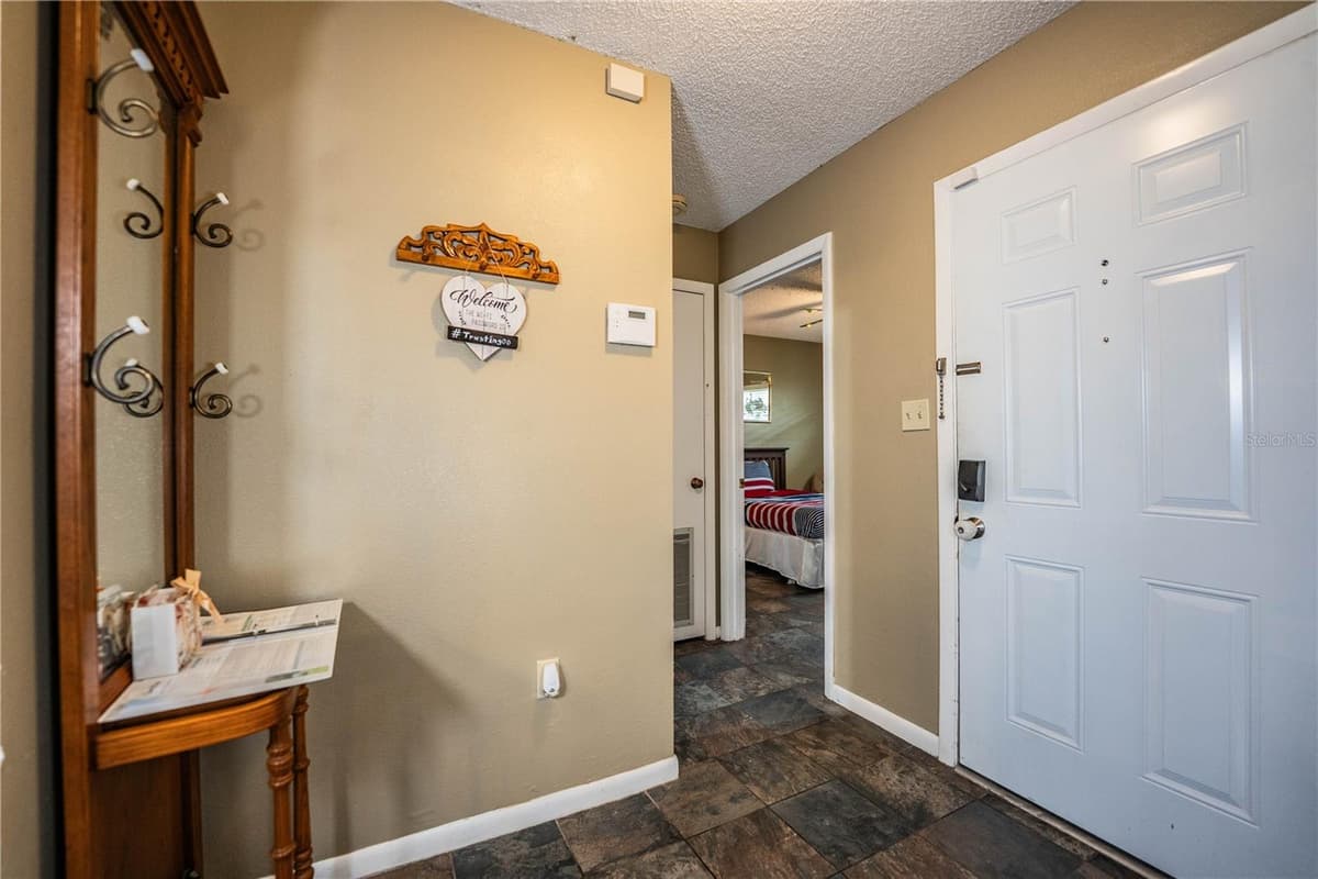 5225 IMPERIAL LAKES BOULEVARD — photo 17 of 28