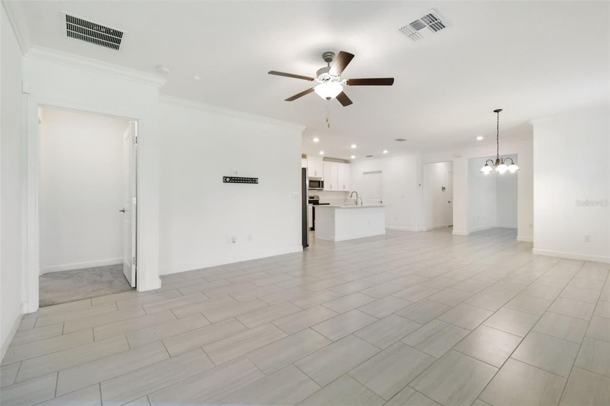 16710 SHELL BAY DRIVE — photo 9 of 53
