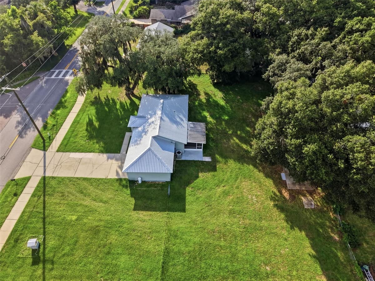 164 DEBARY DRIVE — photo 44 of 45
