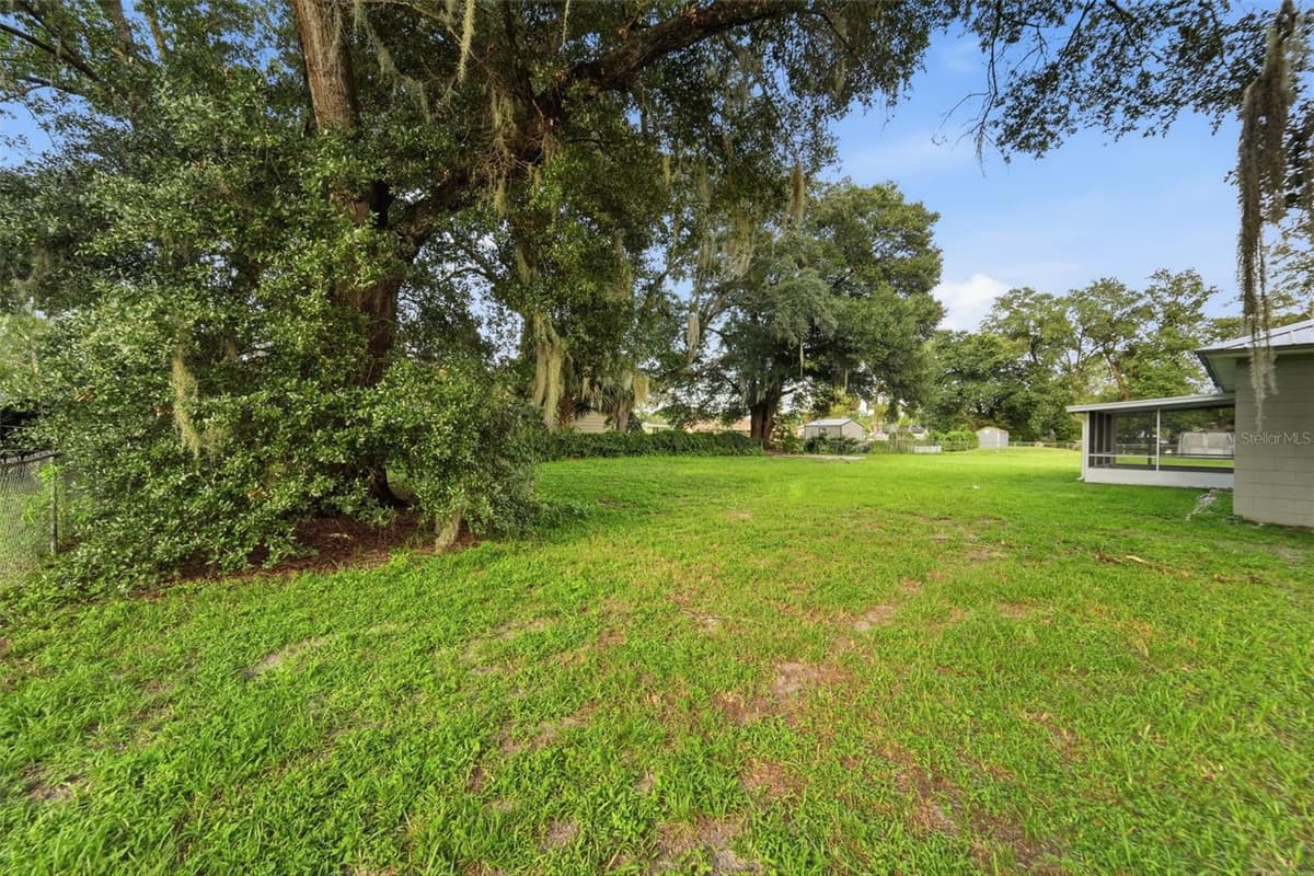 164 DEBARY DRIVE — photo 38 of 45