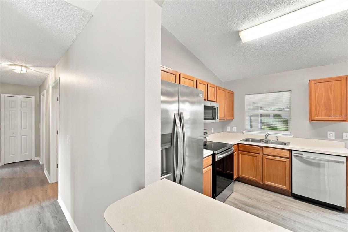 164 DEBARY DRIVE — photo 16 of 45