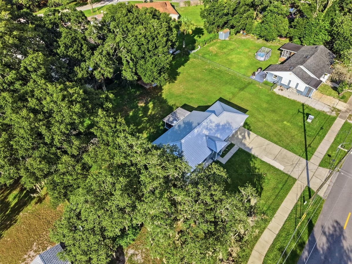 164 DEBARY DRIVE — photo 41 of 45