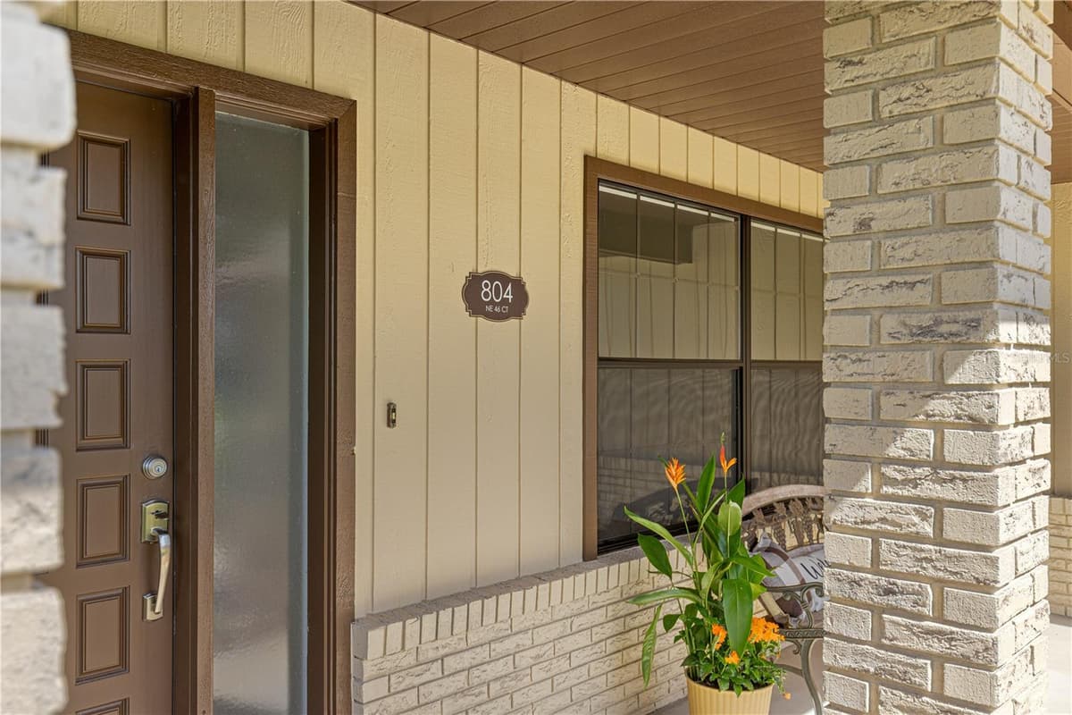 804 46TH COURT — photo 5 of 61