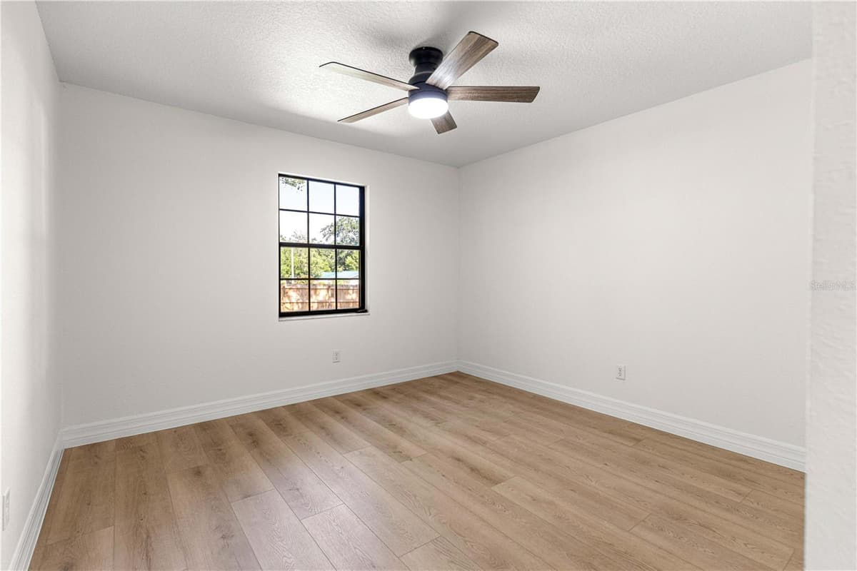 804 46TH COURT — photo 32 of 61