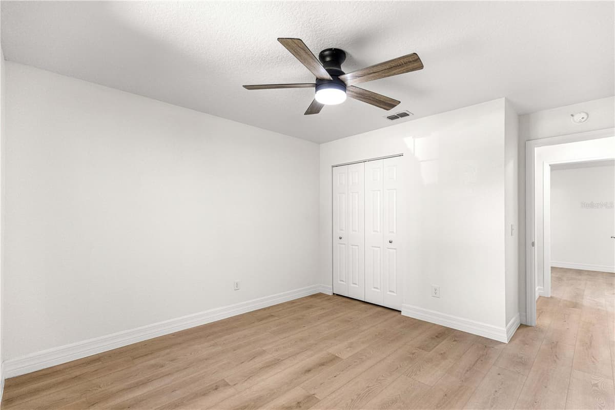 804 46TH COURT — photo 33 of 61