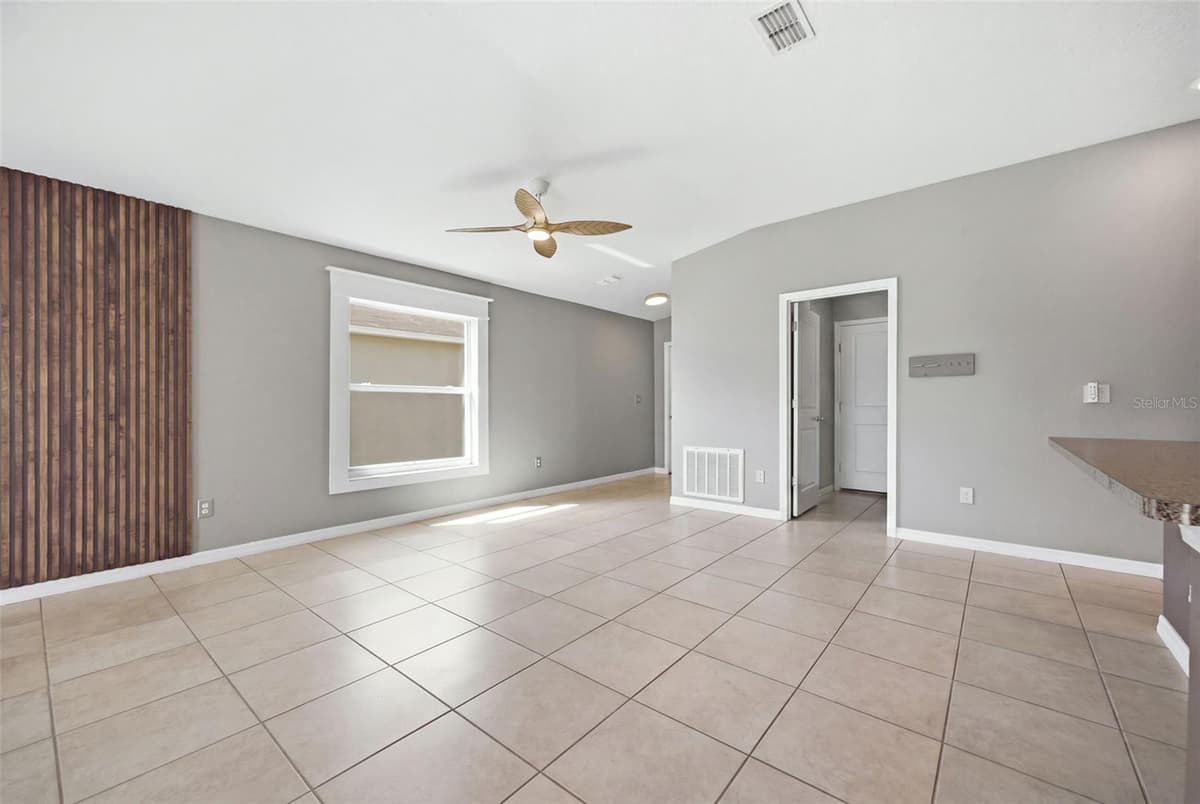 16843 PEACEFUL VALLEY DRIVE — photo 16 of 55