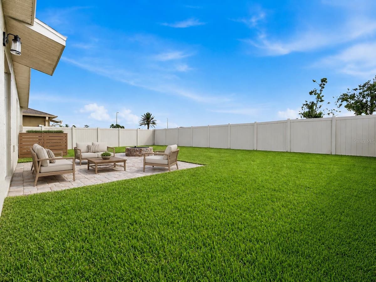 16843 PEACEFUL VALLEY DRIVE — photo 9 of 55