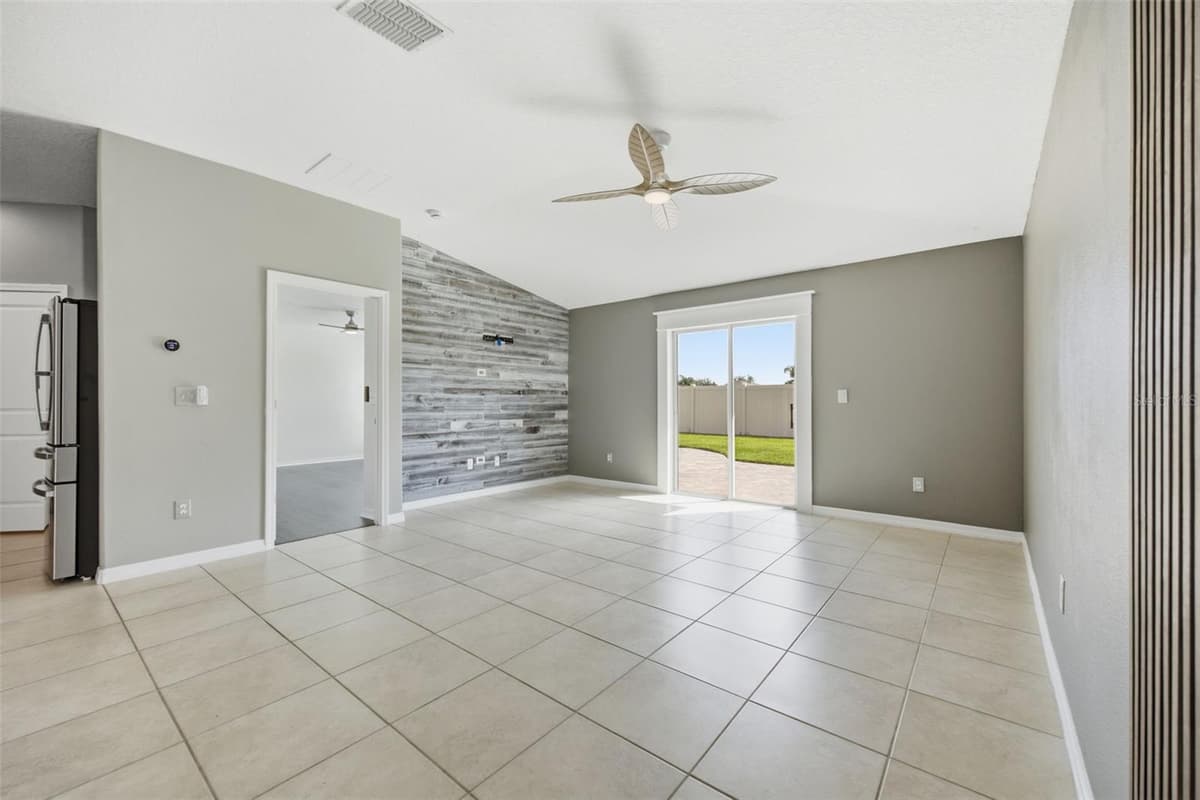 16843 PEACEFUL VALLEY DRIVE — photo 18 of 55