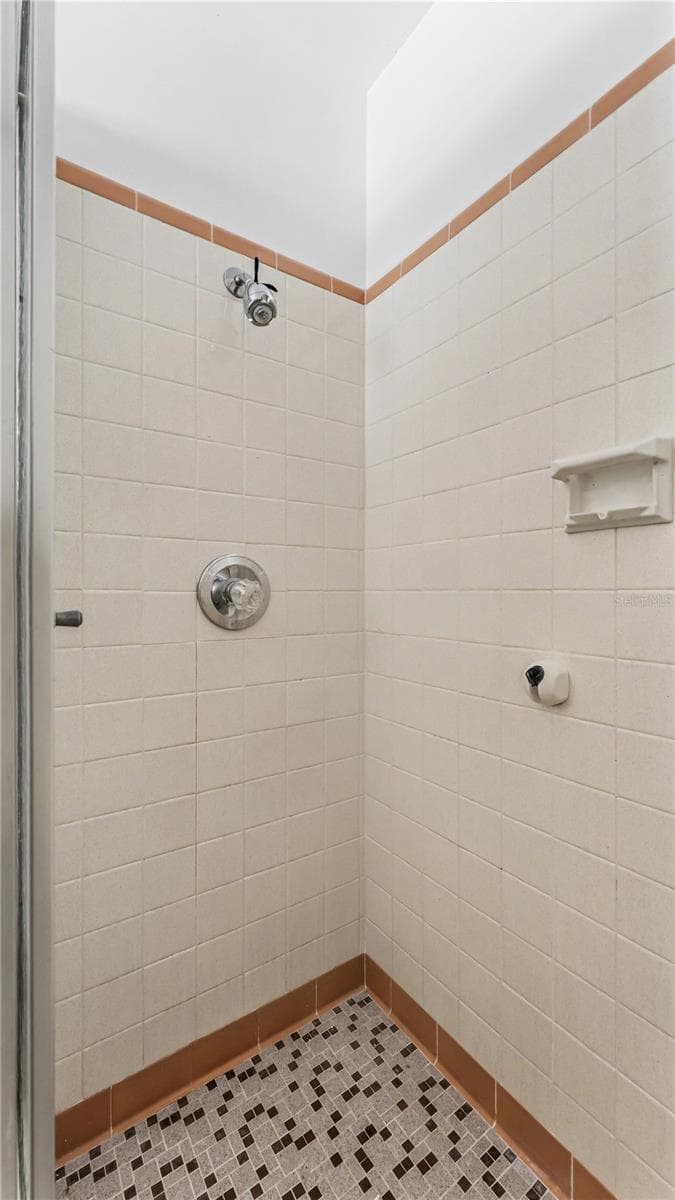 519 FLAMINGO DRIVE — photo 31 of 48