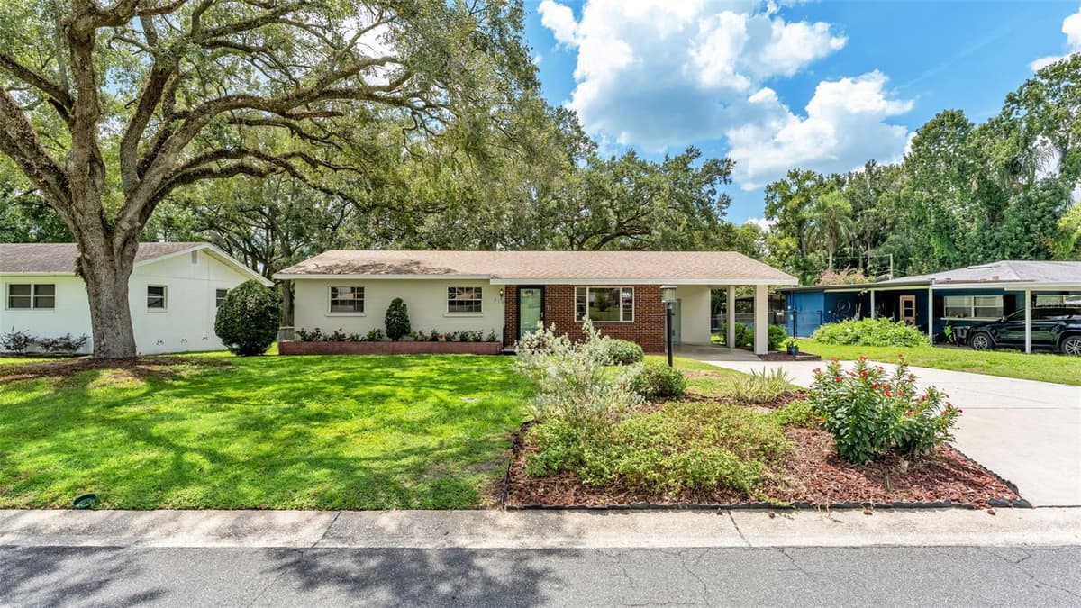 519 FLAMINGO DRIVE — photo 4 of 48