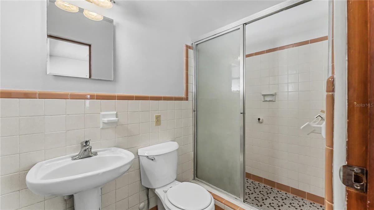 519 FLAMINGO DRIVE — photo 30 of 48