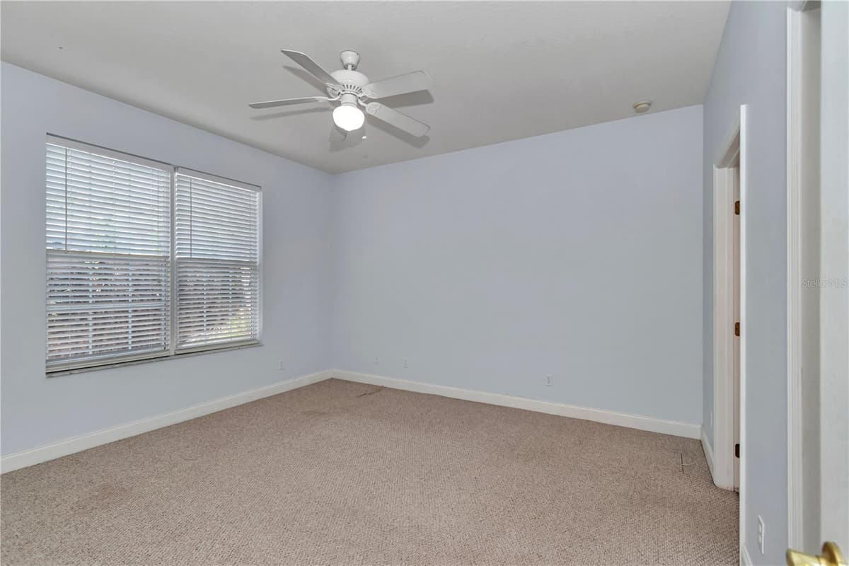 3302 38TH PLACE — photo 15 of 37