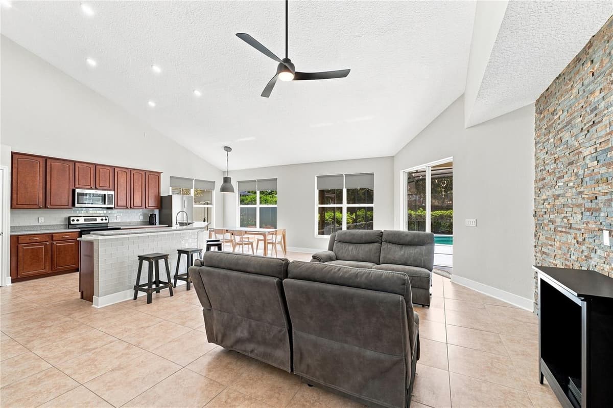 13306 MEERGATE CIRCLE — photo 14 of 70