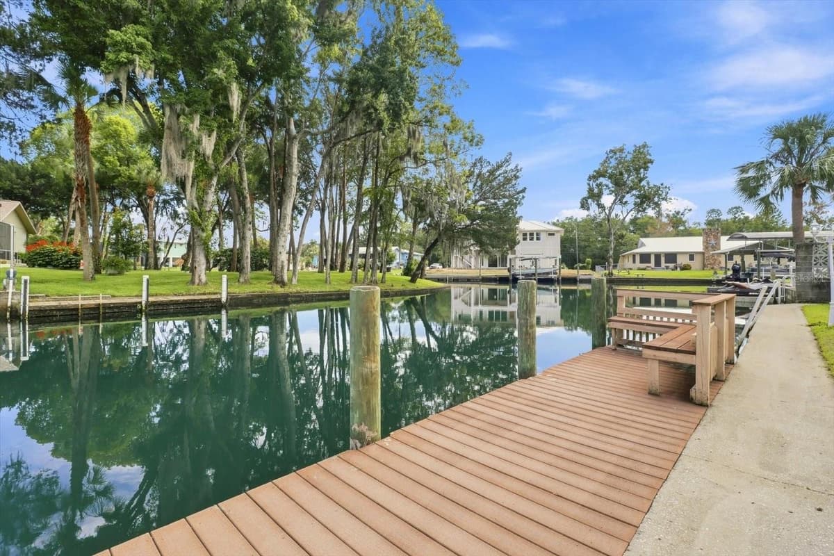 220 KINGS BAY DRIVE — photo 44 of 53