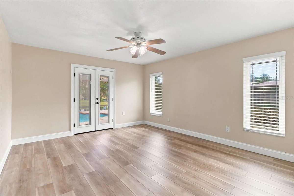 220 KINGS BAY DRIVE — photo 25 of 53