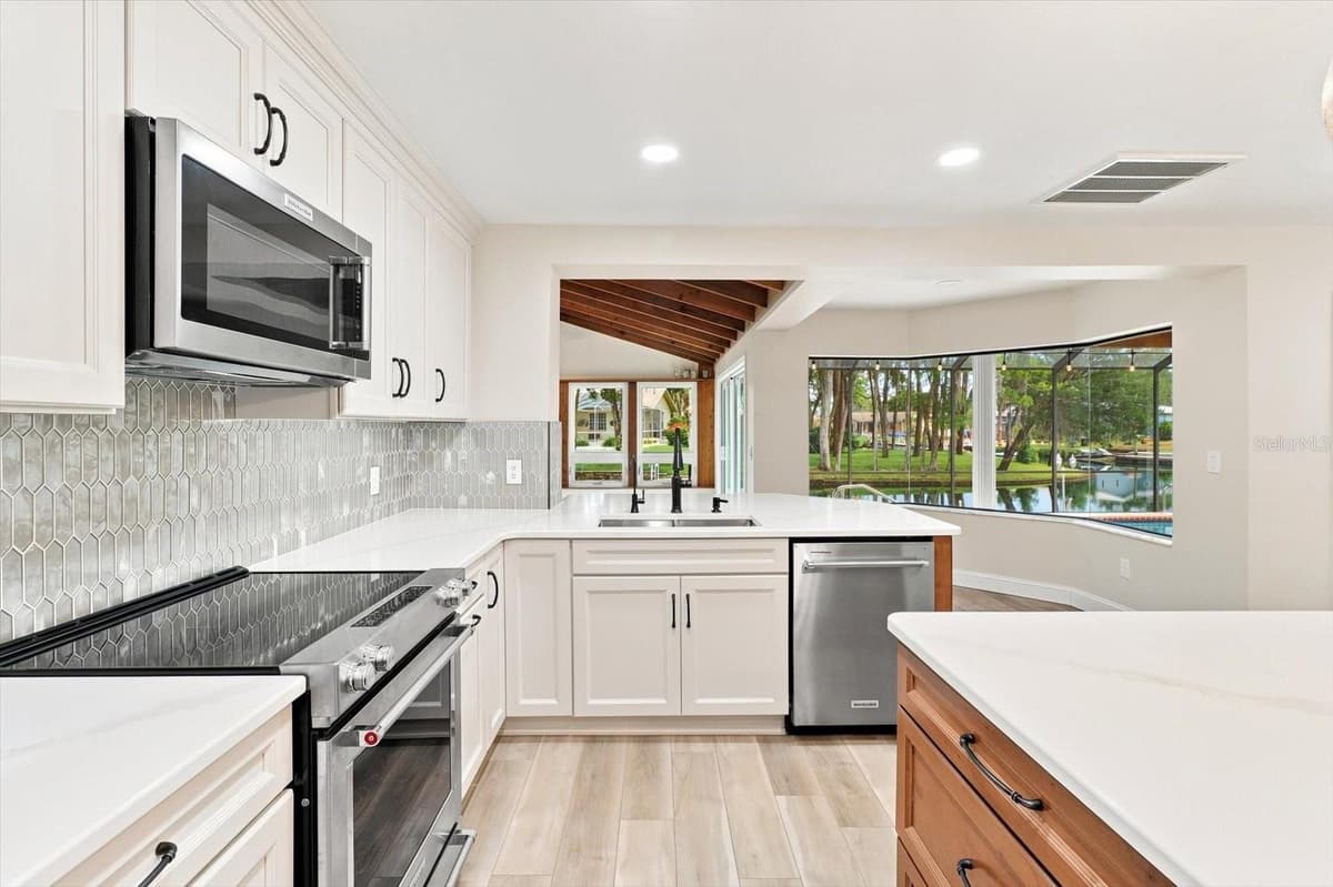 220 KINGS BAY DRIVE — photo 17 of 53