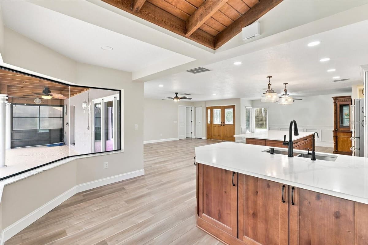 220 KINGS BAY DRIVE — photo 19 of 53