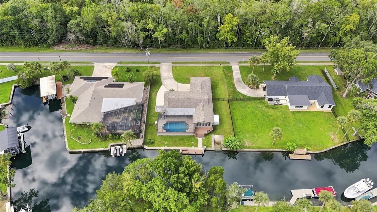 220 KINGS BAY DRIVE — photo 48 of 53