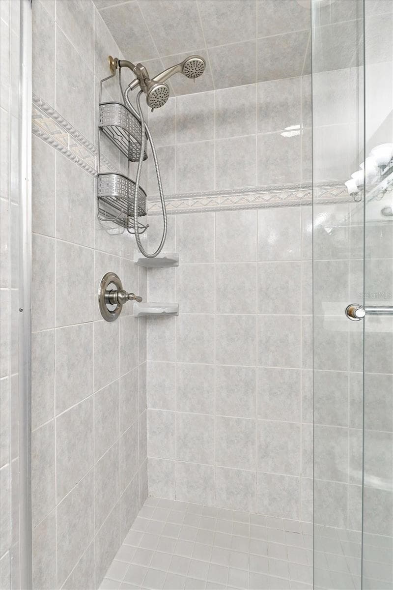 220 KINGS BAY DRIVE — photo 29 of 53