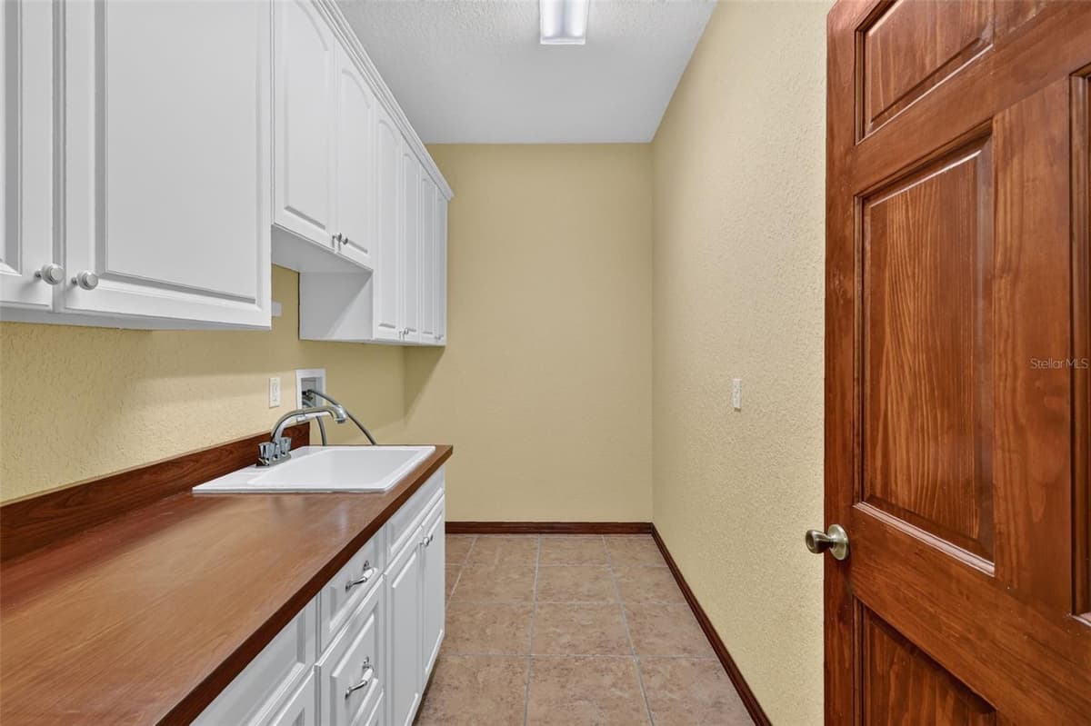 4617 ROUND LAKE ROAD — photo 40 of 62