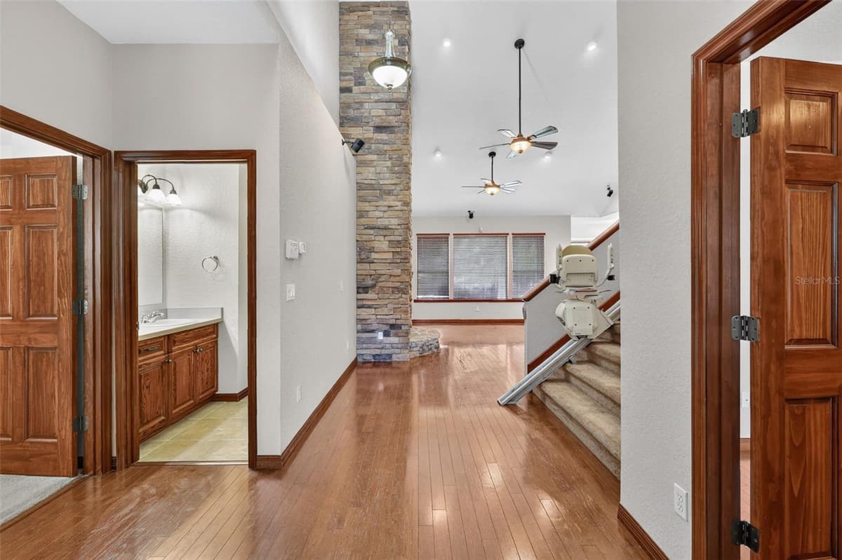 4617 ROUND LAKE ROAD — photo 14 of 62