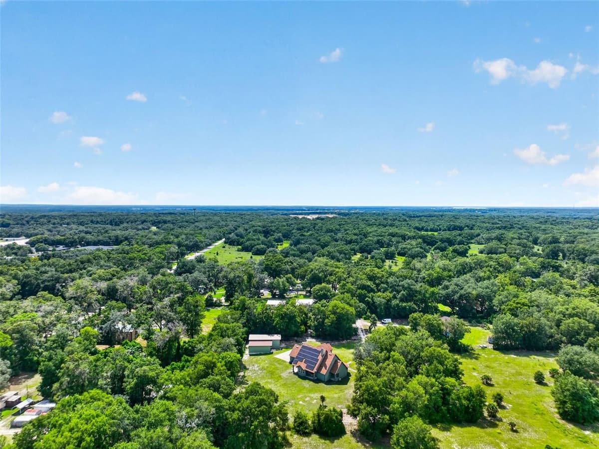 4617 ROUND LAKE ROAD — photo 4 of 62