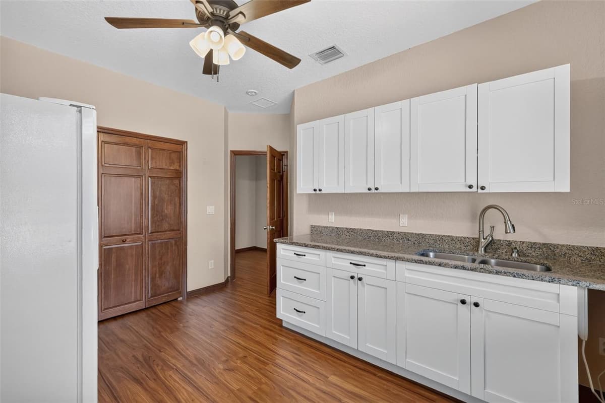 4617 ROUND LAKE ROAD — photo 41 of 62