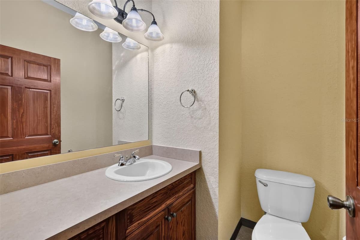 4617 ROUND LAKE ROAD — photo 30 of 62