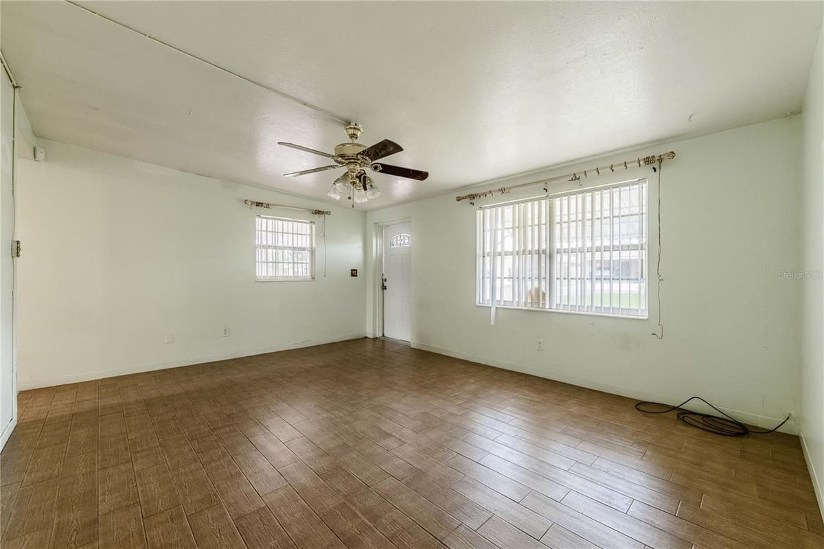 2608 TRINITY CIRCLE — photo 3 of 31