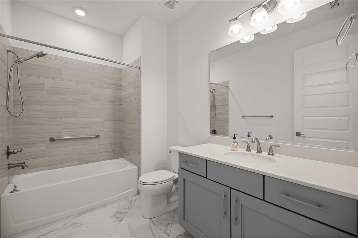 8418 93RD CIRCLE — photo 7 of 39