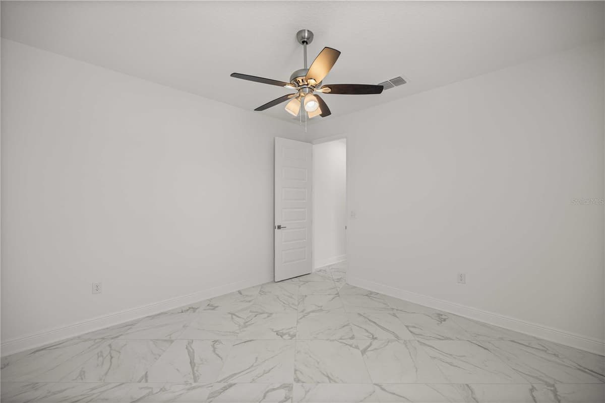8418 93RD CIRCLE — photo 9 of 39