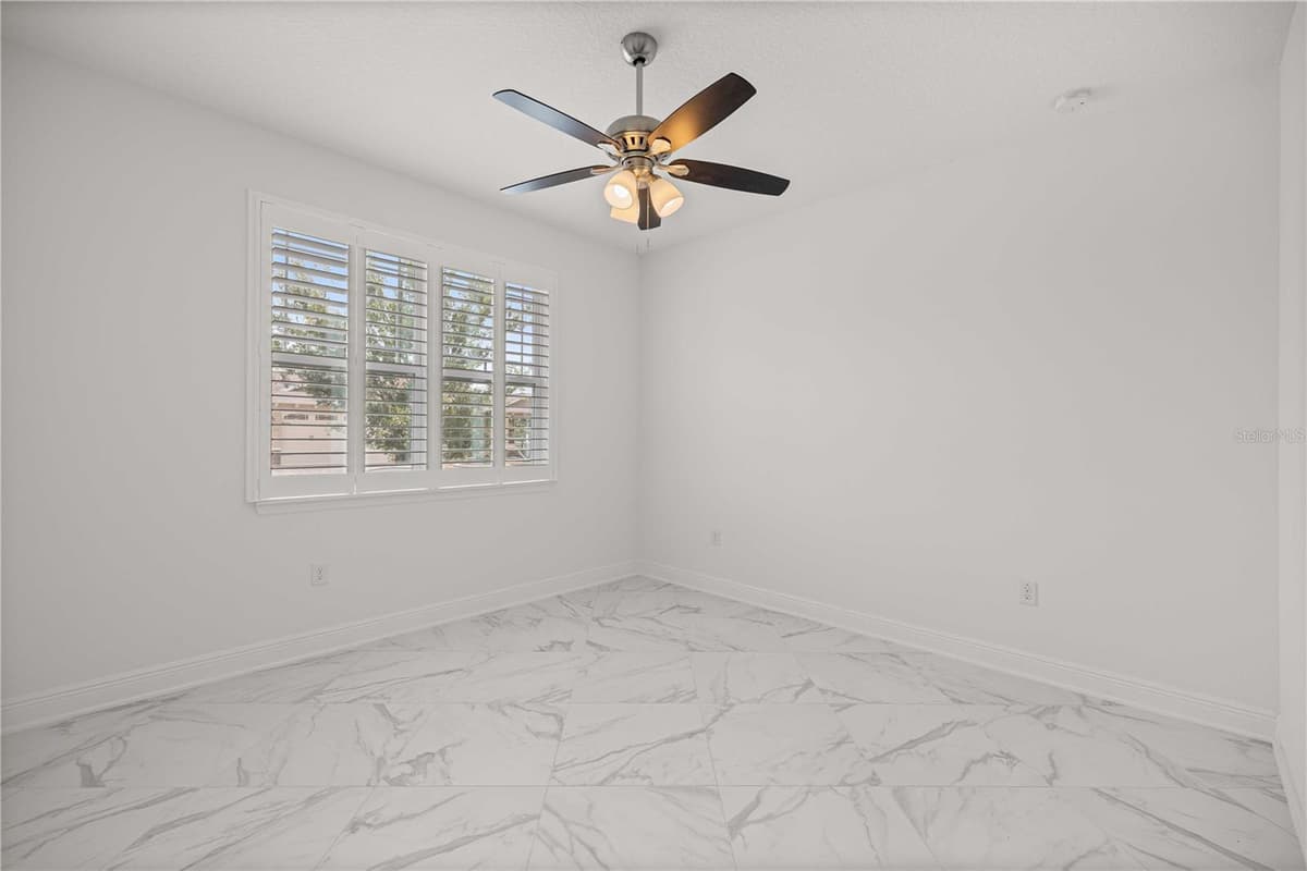 8418 93RD CIRCLE — photo 4 of 39