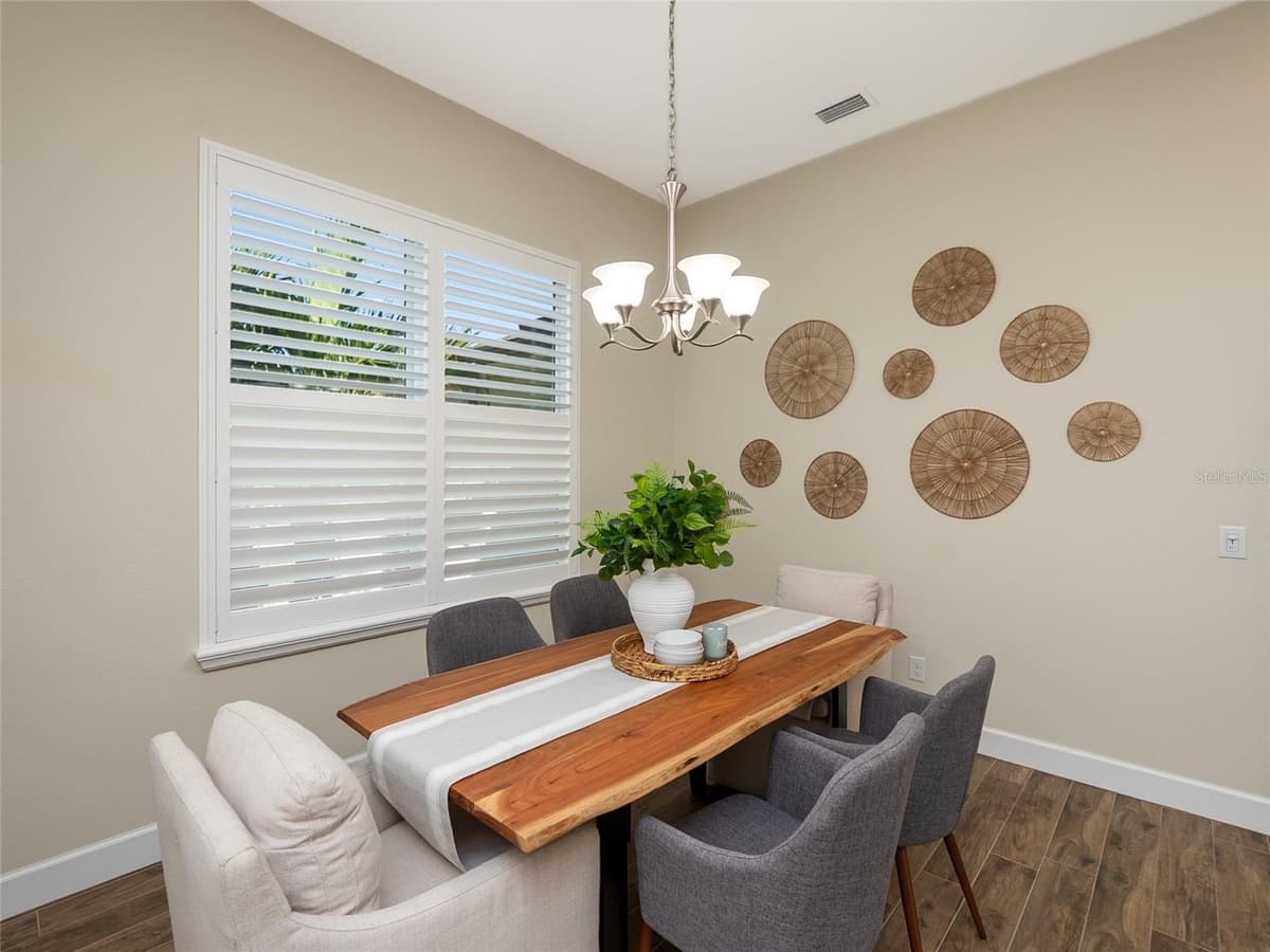 8610 QUINN COURT — photo 12 of 50
