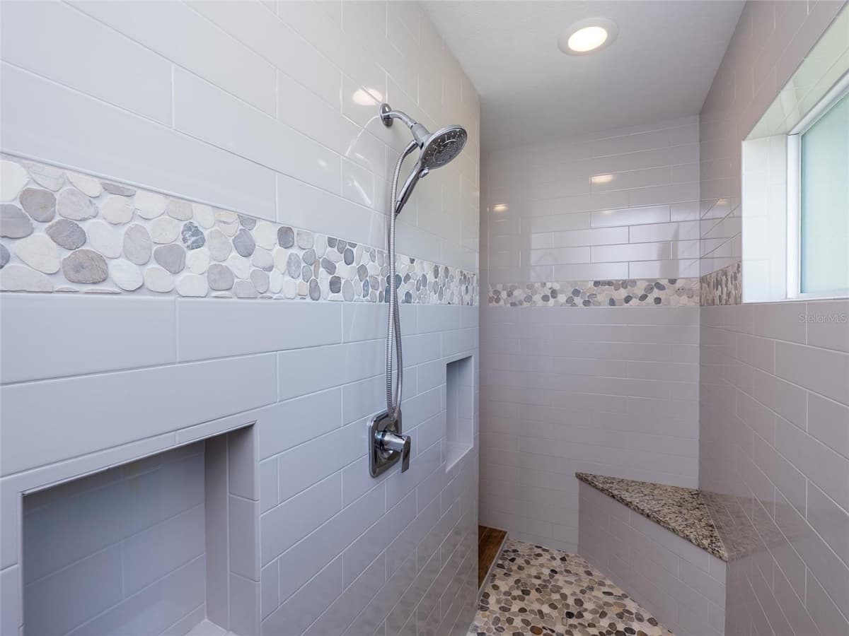 8610 QUINN COURT — photo 29 of 50