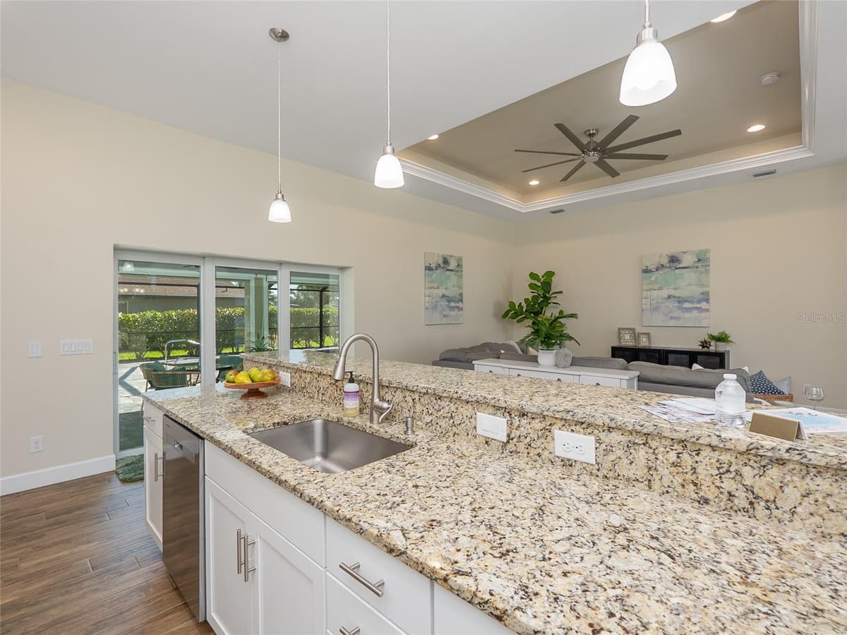 8610 QUINN COURT — photo 16 of 50